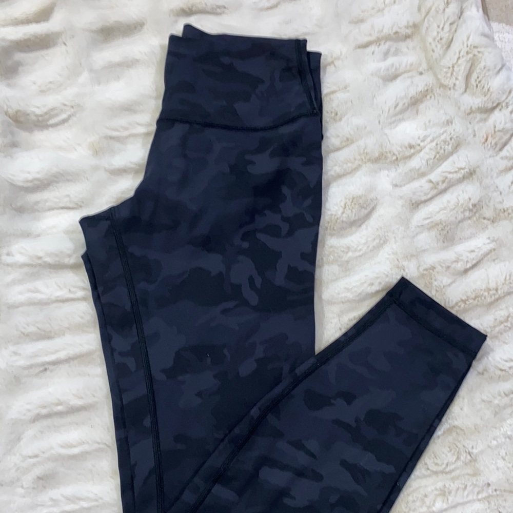 Lululemon leggings! Brand new never worn! Size 8. Camo